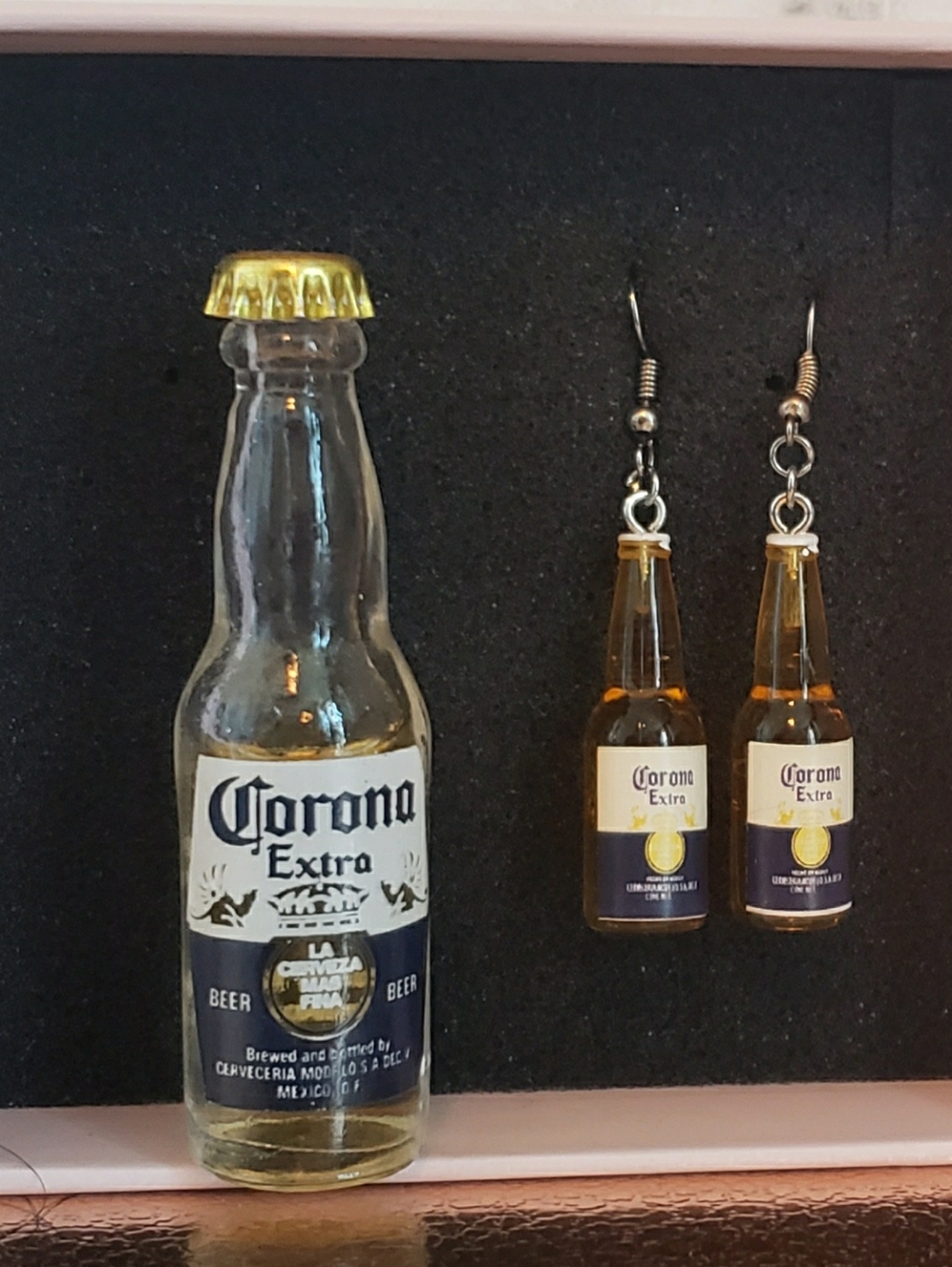 Novelty Earrings Drinker Mexican Corona Extra Beer Magnet Fridge Magnet Set